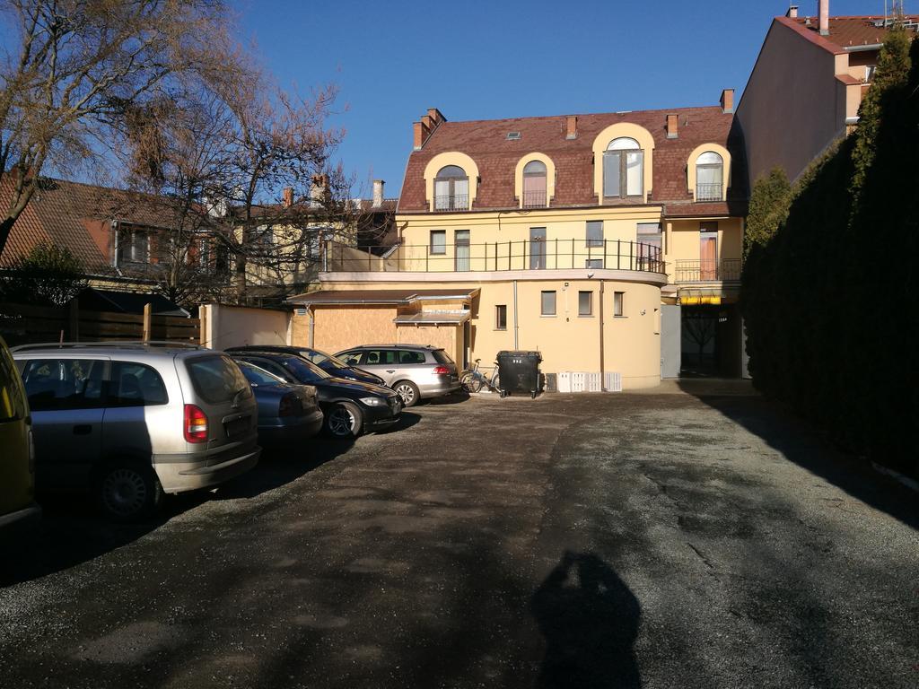 Mátyás Szállás Szombathely Exterior foto